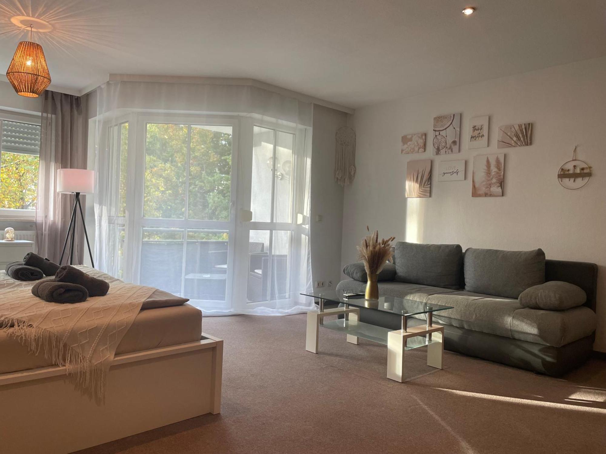 Kingsize Bett Boho Apartment Mit Tiefgarage Naehe Salzburg Freilassing Extérieur photo
